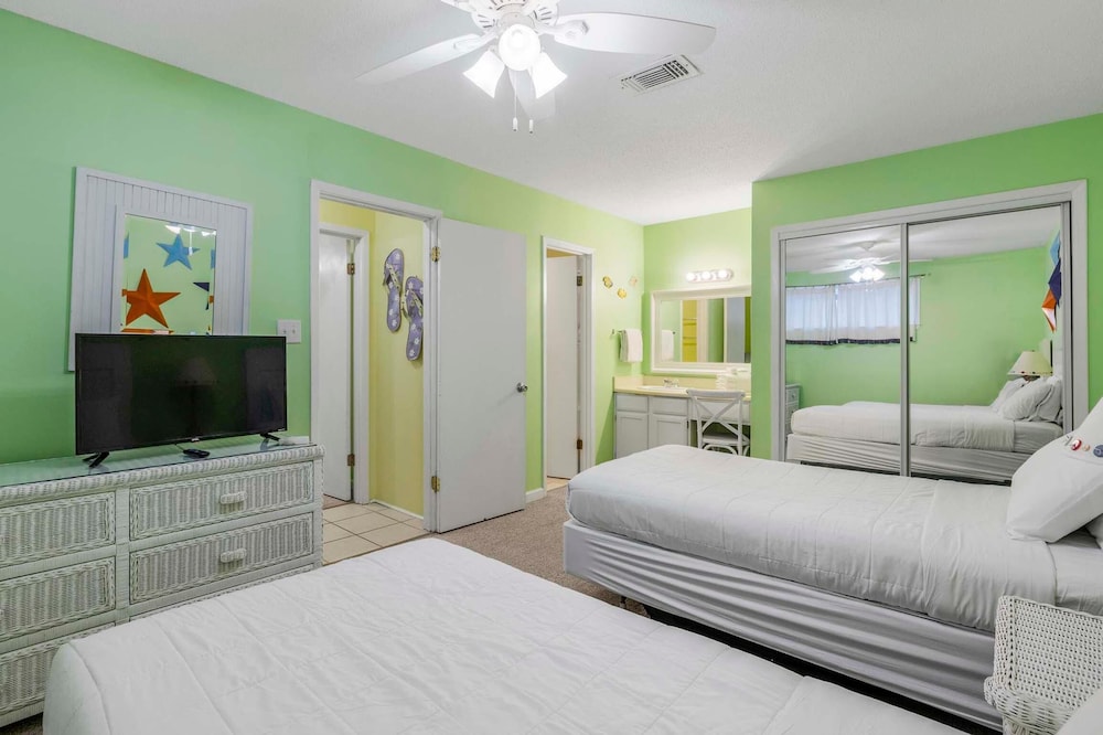 Sugar Beach 328