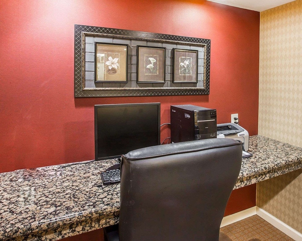 Sleep Inn Bessemer Helena - Property Image 18