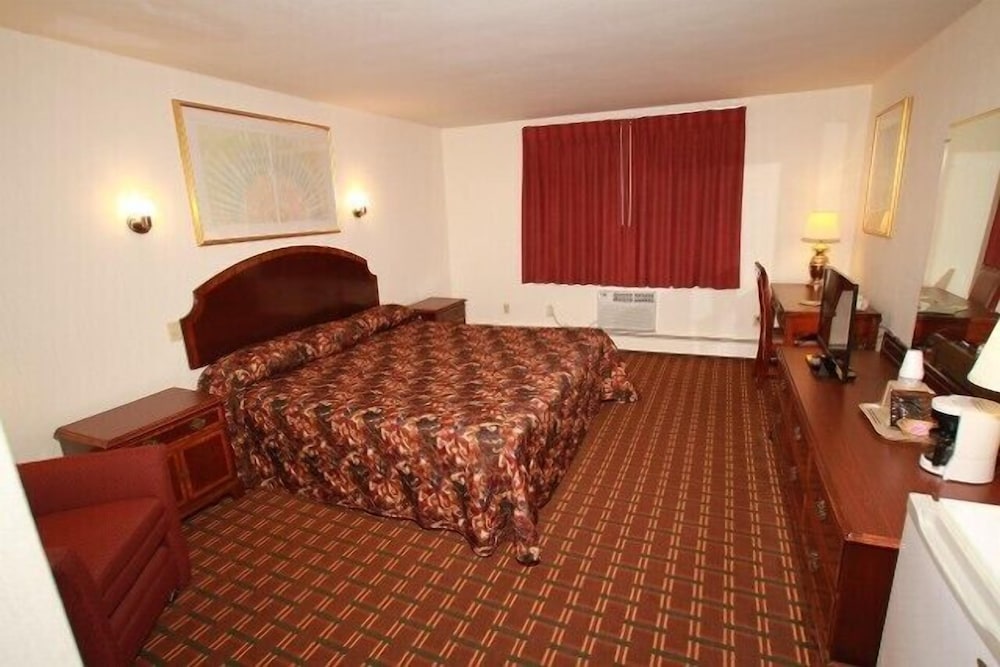 Budget Inn - Syracuse Airport view 4