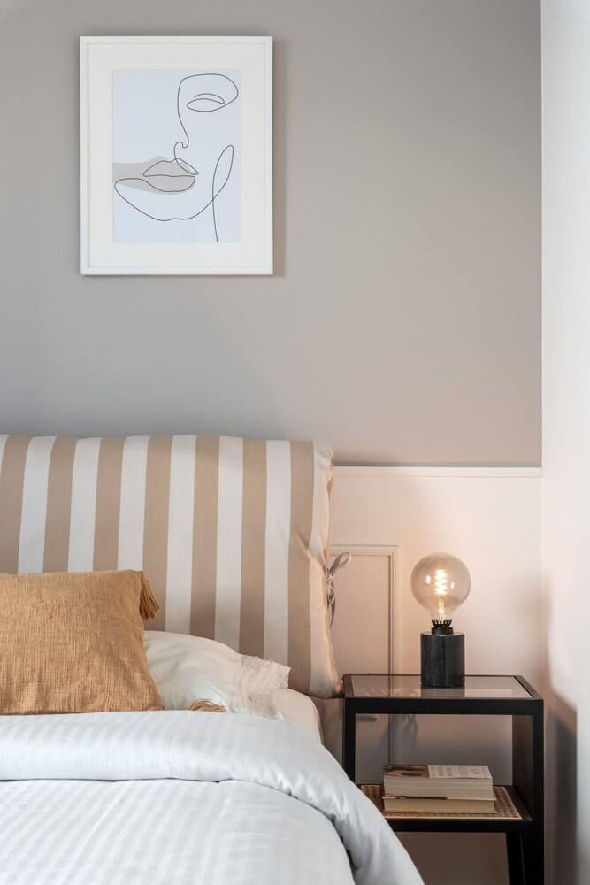 Elegant 3 Dbrm apt iin the Heart of Glyfada photo 4