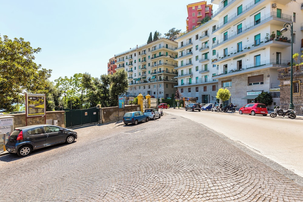 Giardino Margherita by Napoliapartments