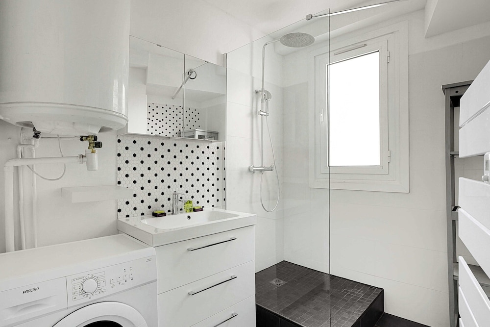 Chic Apartment - 1br/4p - Next to Paris