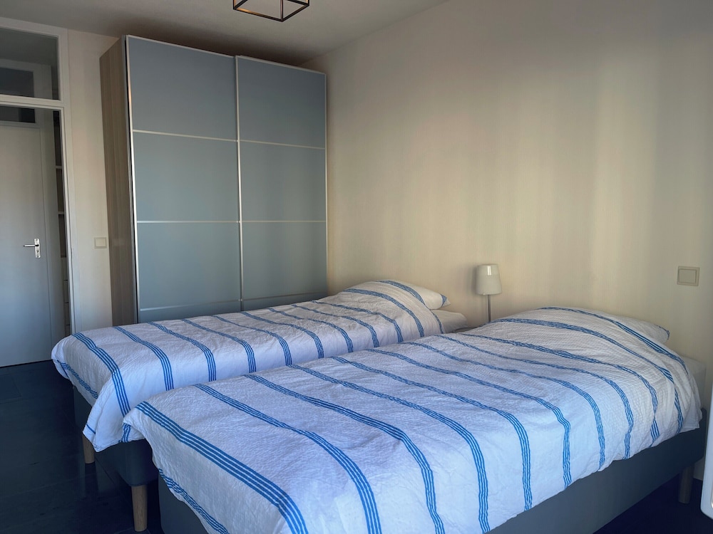 Apartment in Nieuwpoort Near Sandy Beaches