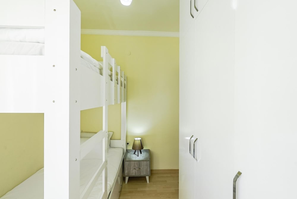 Chic Villa w Patio 5 min to Beach in Antalya