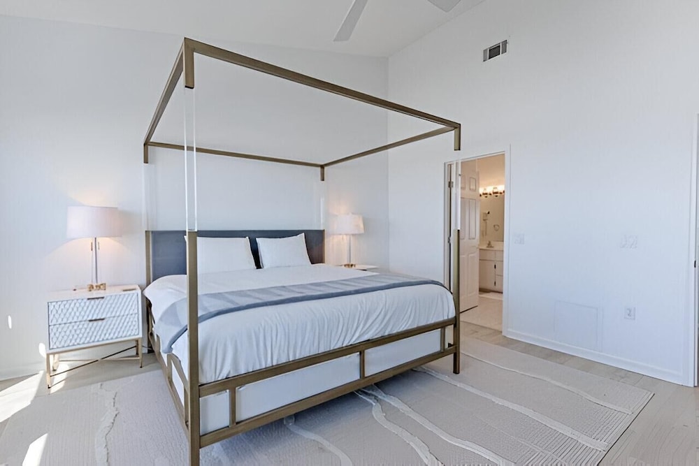 Gulfs Edge Townhome #7- Sun-kissed Memories