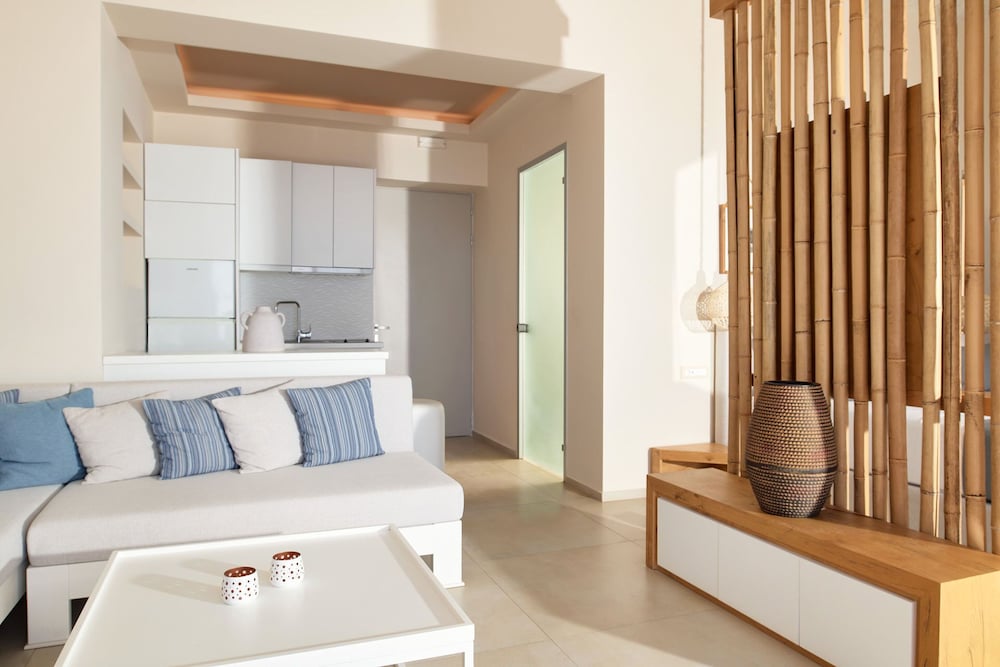 Emerald Villas & Suites