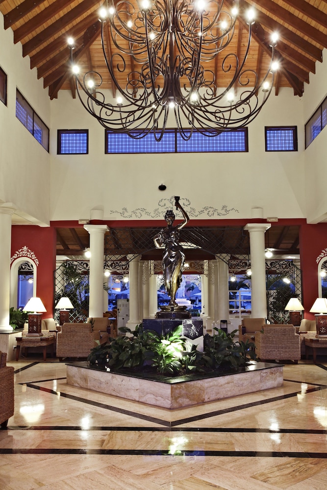Bahia Principe Grand Turquesa - All Inclusive