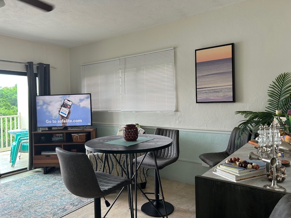 F3 2 Bedroom Condo