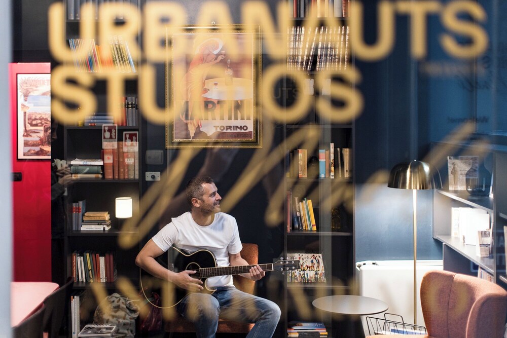 Urbanauts Studios Minelli
