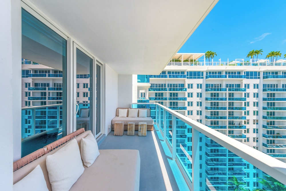 Luxury Vacation Rentals at 1 Hotel & Homes by LRMB