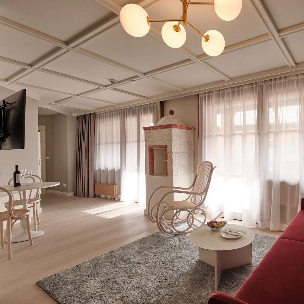 Wellnesshotel ...liebes Rot-Flüh