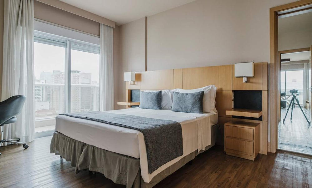Olimpia View Exclusive Beautiful 2 BR in Vila Olimpia