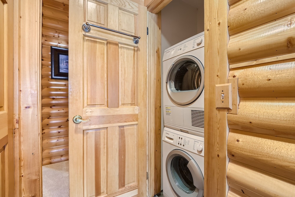 Deer Valley Escapes - Park City Ski Resort Condos