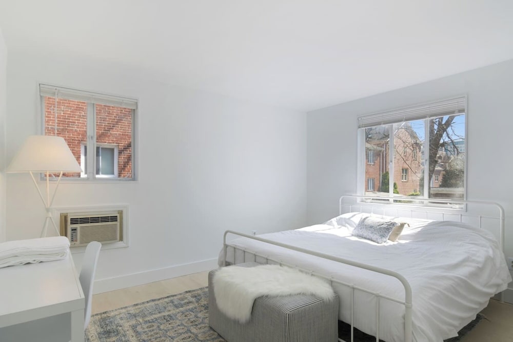 4206 Washington Blvd Condos view 3