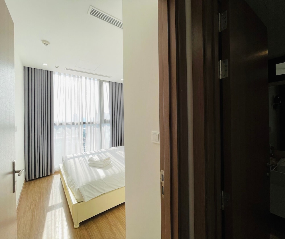 Vinhome SkyLake - Service Apartment