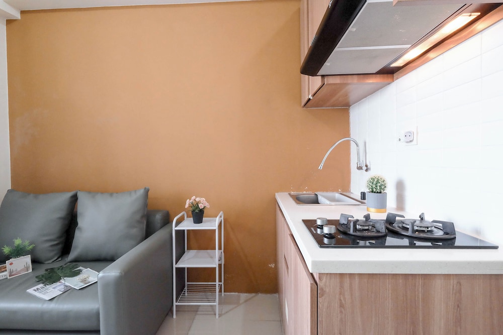 Neutral Tone 2Br At Green Pramuka City Apartment
