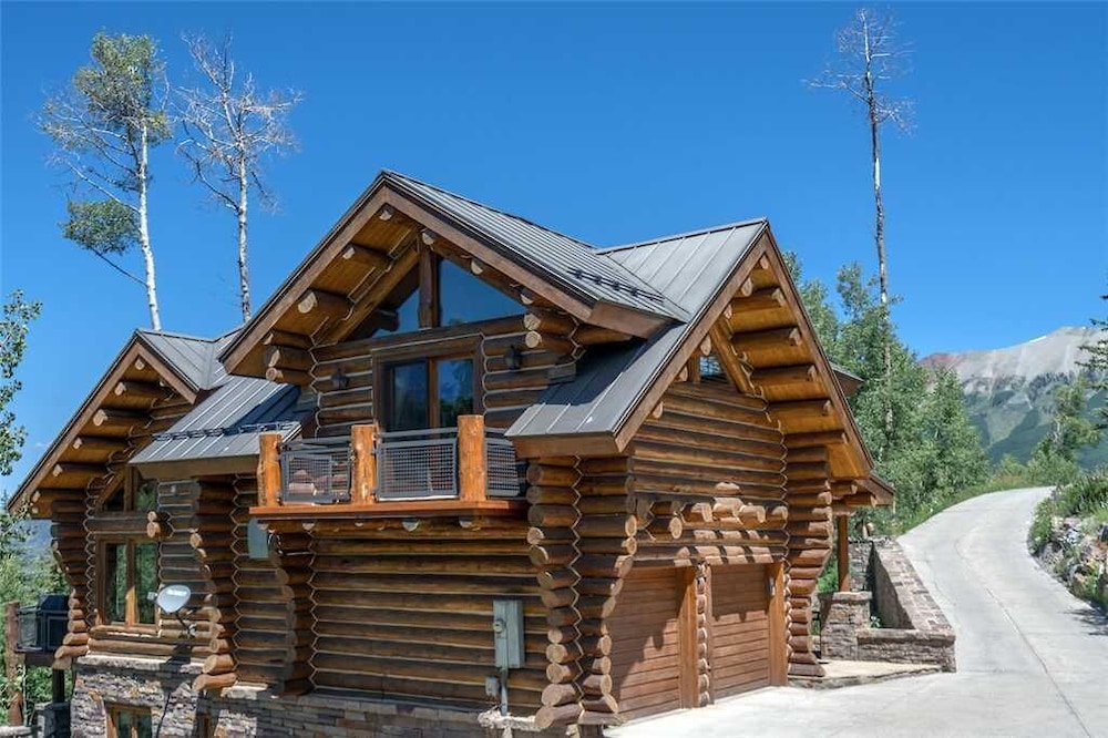 Slopeside Lodge in Telluride, US