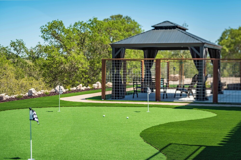 Blue Oak Oasis