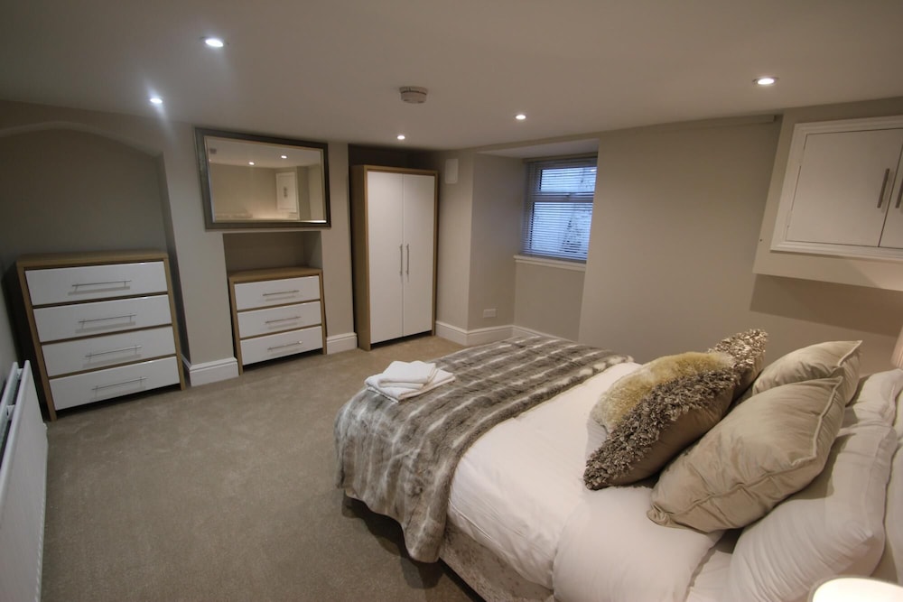 Mill House Townhouse view 4
