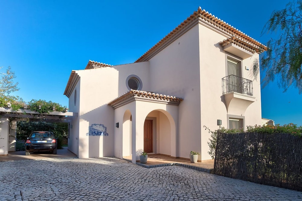 Casa Marta Three Bedroom Villa With sea Views