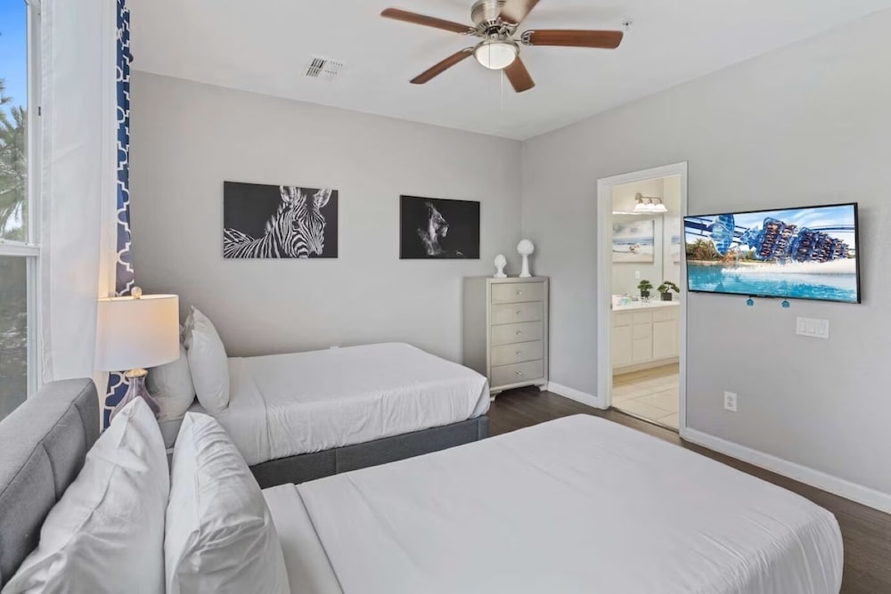 Vista Cay Swanky