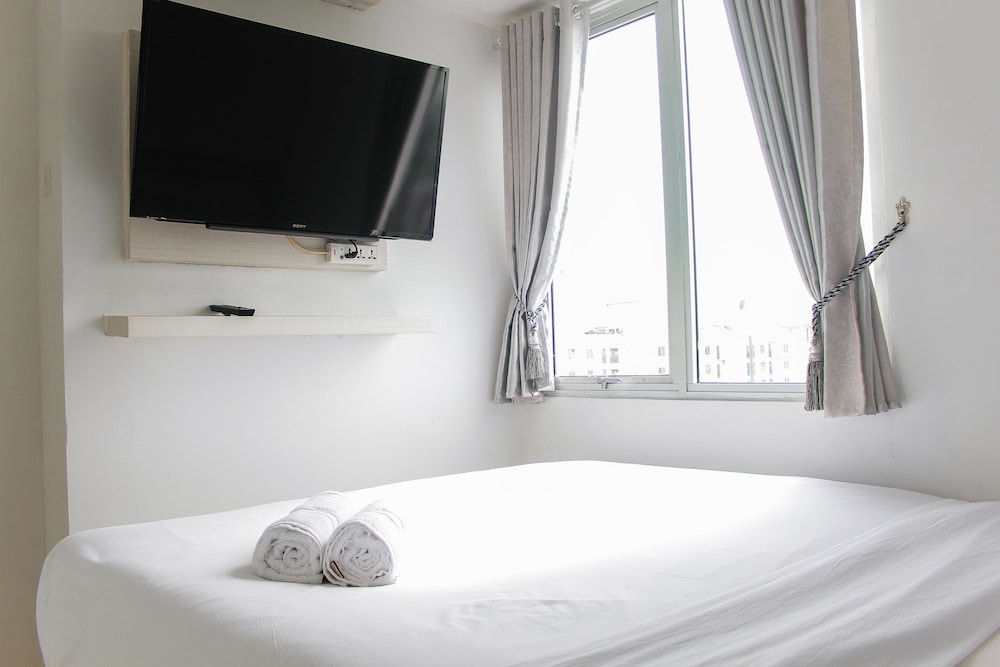 Comfort 2BR Bassura City Apartment near Shopping Center, 자카르타 - 11