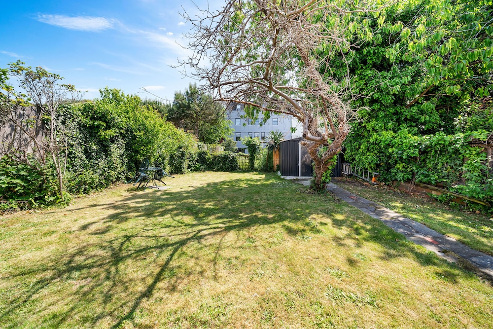 Wimbledon Holiday Lets