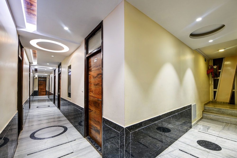 Hotel Batra Holiday Home