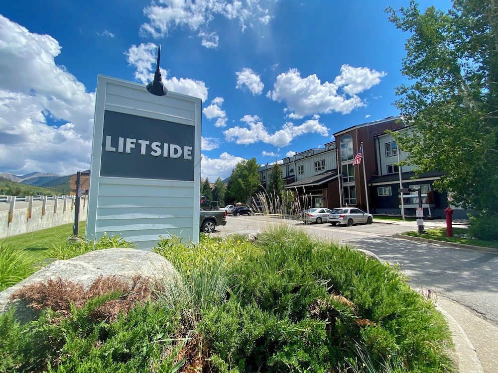 Liftside 402