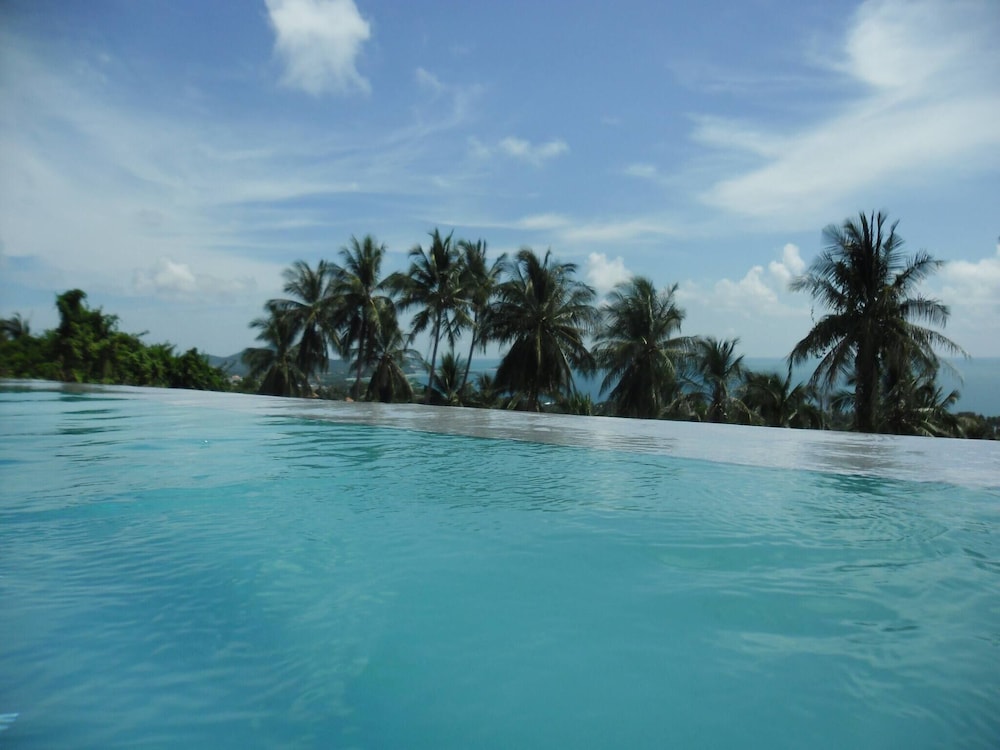 Serene Bay View Villa in Ko Samui - Your Tropical Paradise