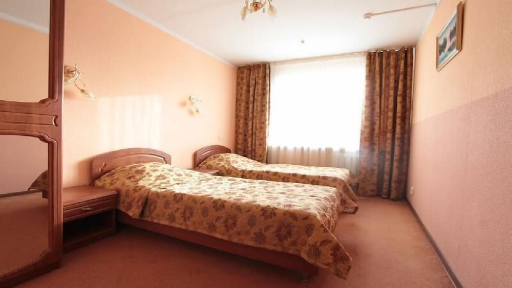 40 Let Pobedy Hotel
