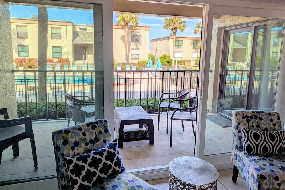 Sea Club #13 - Coastal Charm