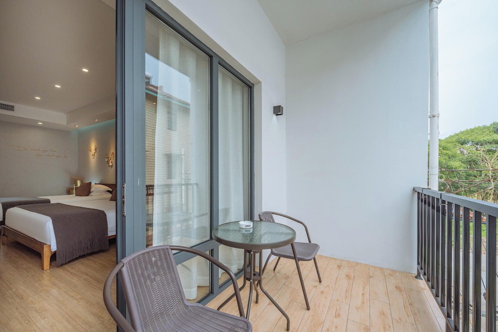 Yinshu Lunas Vila Courtyard Garden Resort Hotel (Shanghai International Tourism Resort Branch)