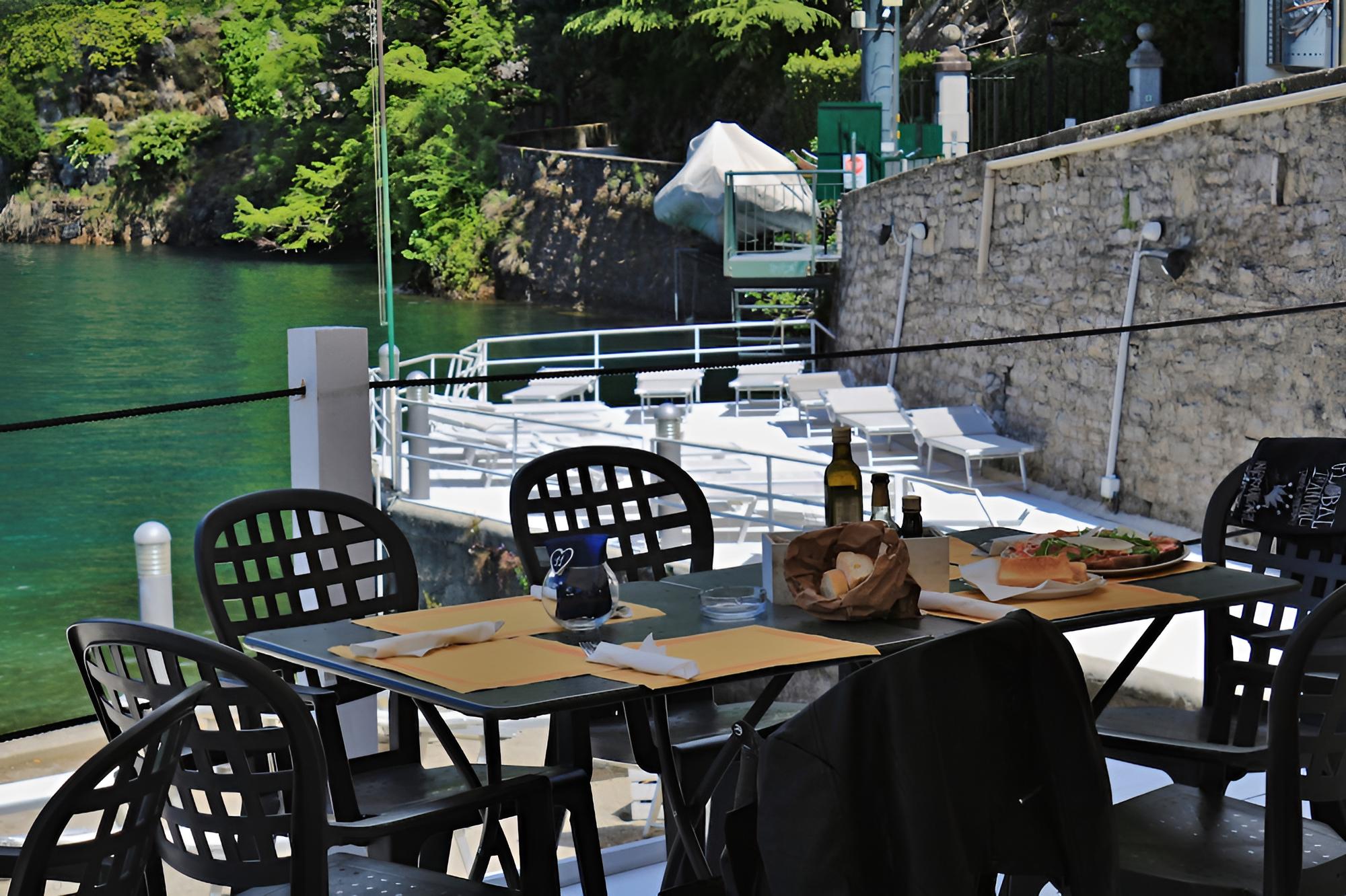 Le Finestre sul Lago