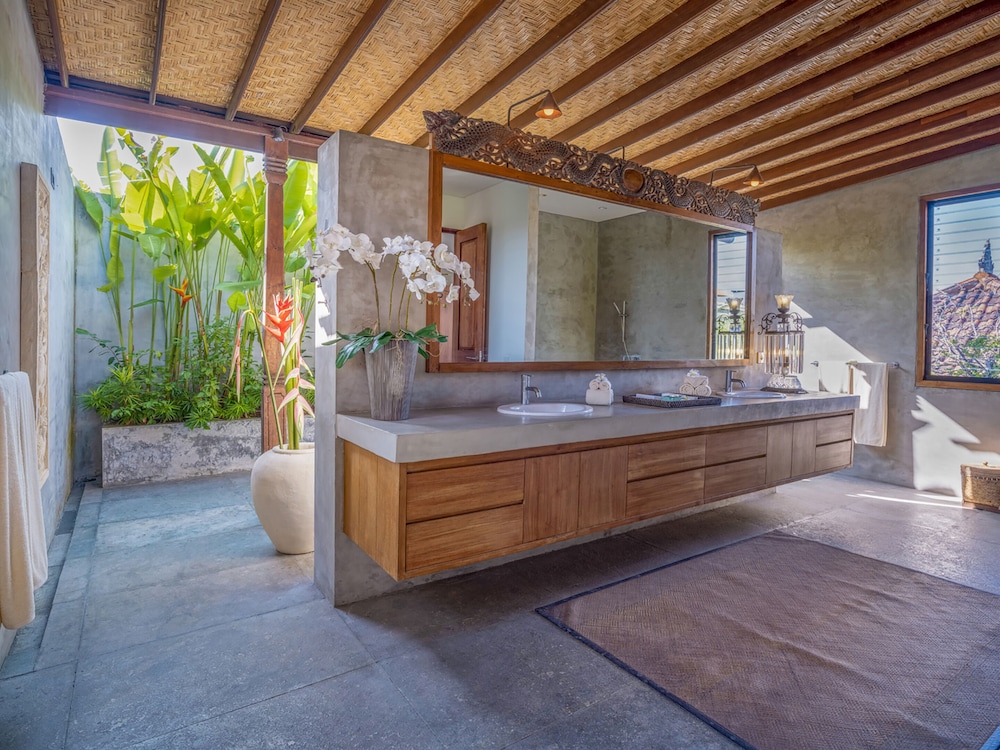 Mandalay Villas