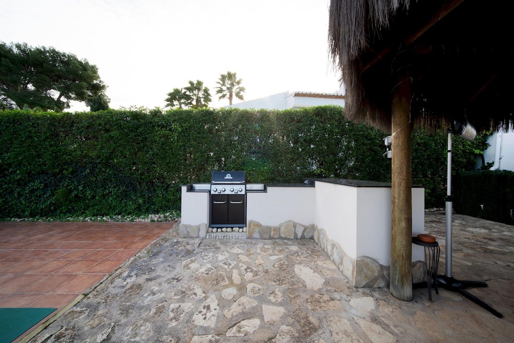 Villa Sol in Javea With 3 Bedrooms and 4 5 Bathrooms