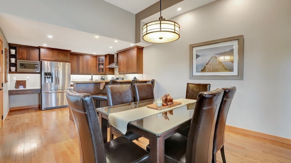 Fairmont Creek Property Rentals The Residences