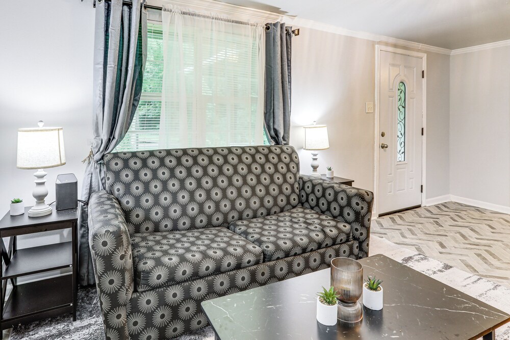 14 Mi to Downtown Baton Rouge: Plaquemine Retreat