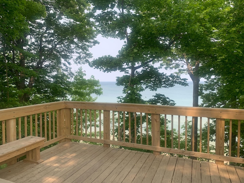 Whittier Cottage in Douglas