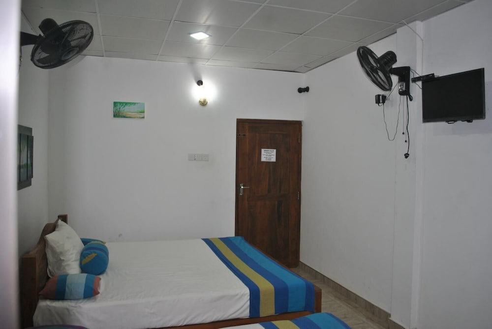 Photo 16