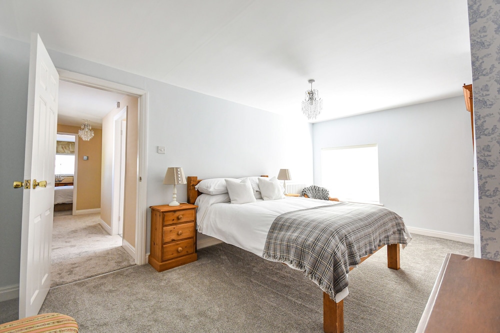 Dovecote Farm House
