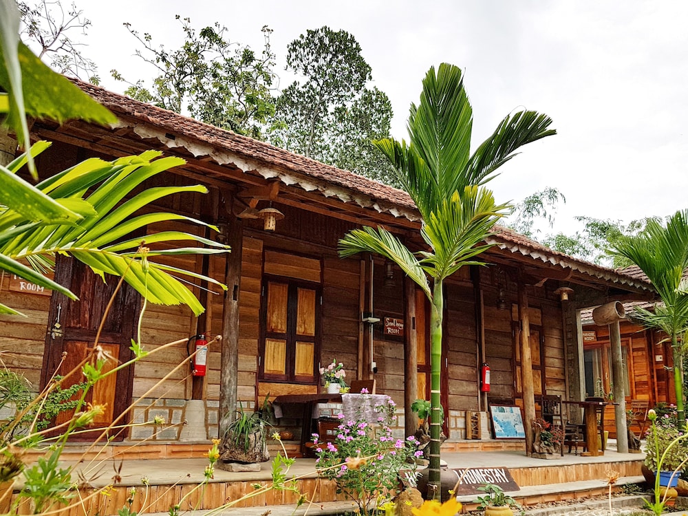 Highway 20 Homestay