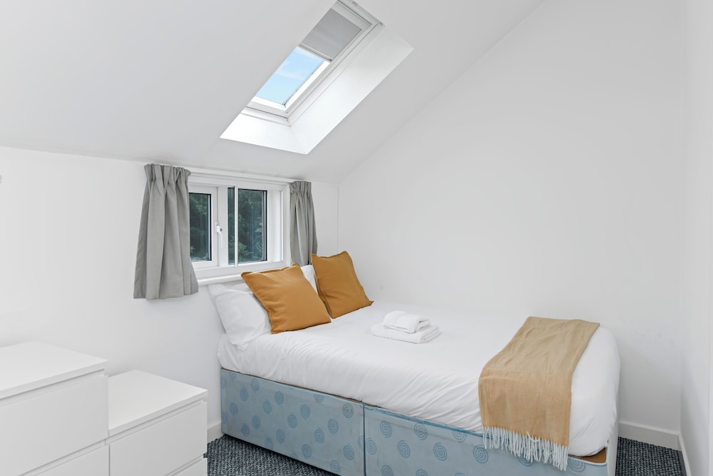 Montpellier Road 125