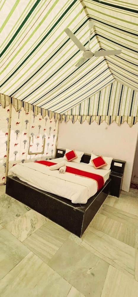 Royal Sand Desert Resort