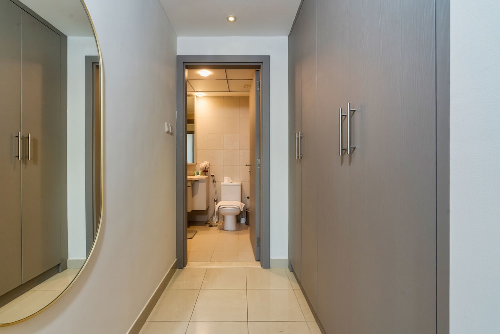 Luxurious 1B With Opera & fountains views