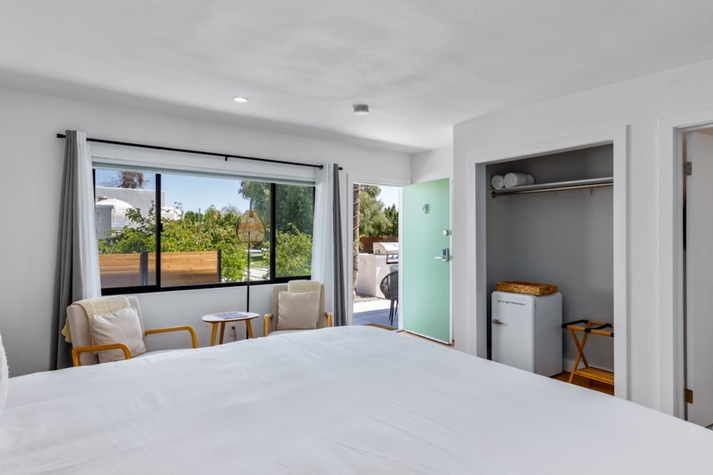 The Yucca Hotel- Entire Boutique Buyout