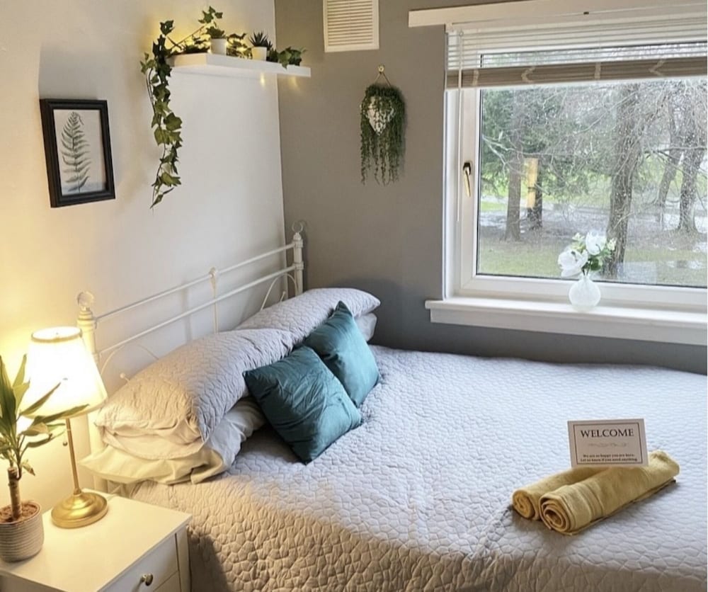 17G Regent Place view 5