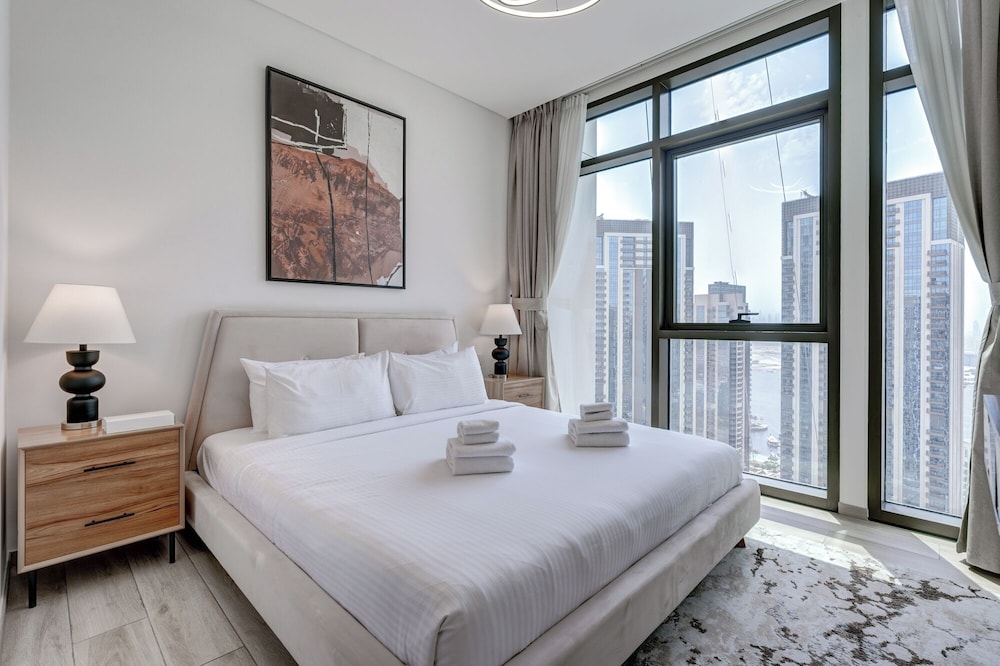 PVH - 1BR Sea View - Palace Residence
