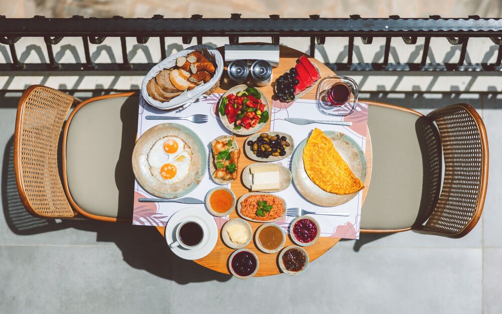 Pastel Otel - Image 8