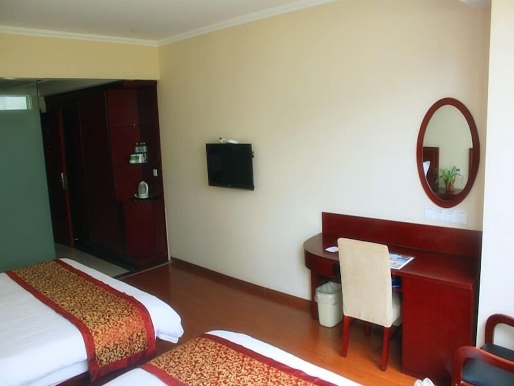 GreenTree Inn Zhoushan Putuo Donggang Hotel